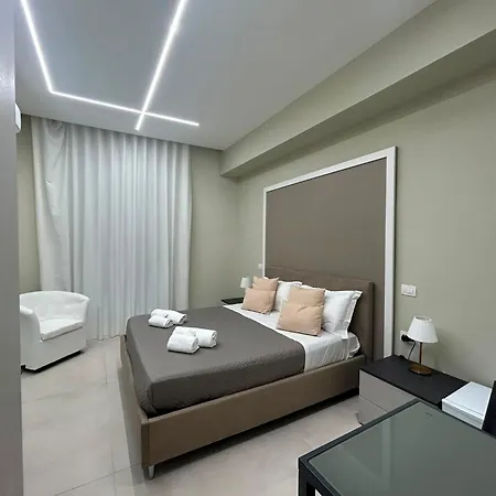 Suite Contè Binario Uno Napoli-2